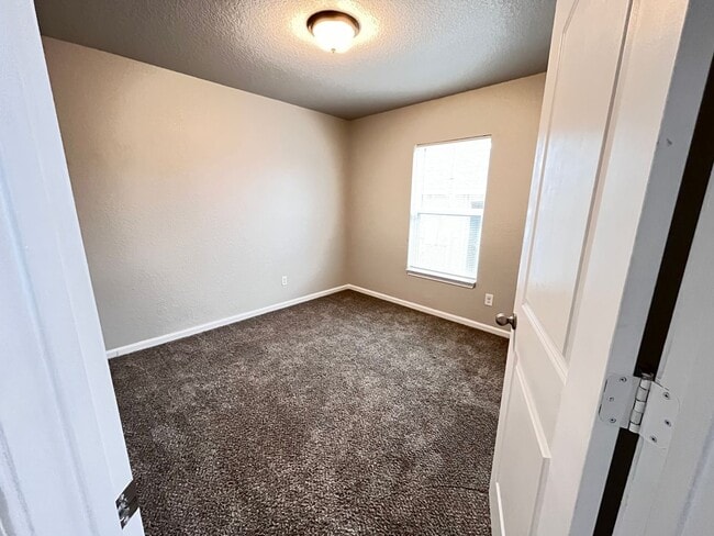 Building Photo - 12324 Clairborne, San Antonio Texas, 78252