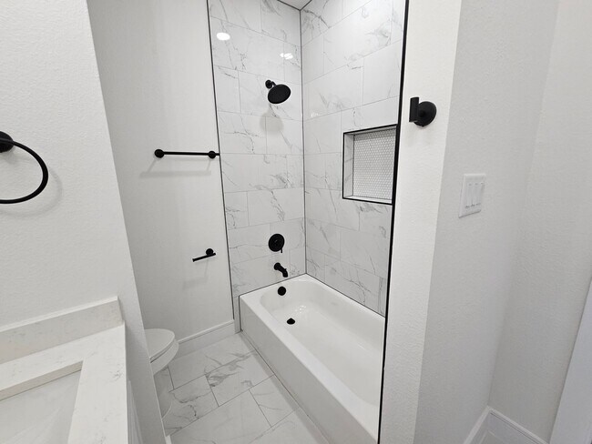 Building Photo - Available now ready for immediate move in ...