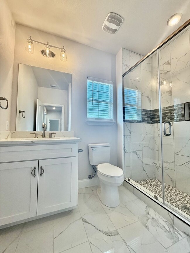 Building Photo - Brand New Showstopper!