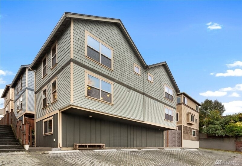 Primary Photo - 1735 13th Ave S