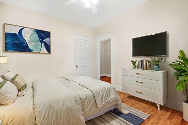 Primary Photo - 221 Constitution Ave. NW