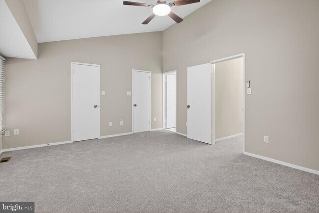 Building Photo - 10949 Whiterim Dr