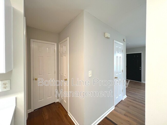 Building Photo - 1335 Braveheart Ln