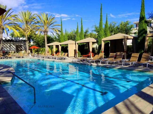 Resort-style heated pools - 5429 Strand