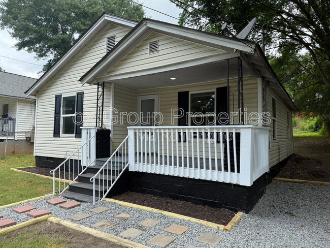 Primary Photo - 1612 N McFarland St
