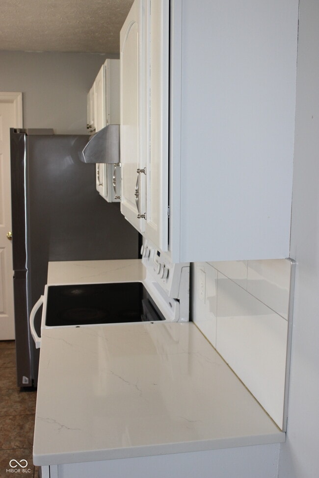 Building Photo - 5064 Gunston Ln