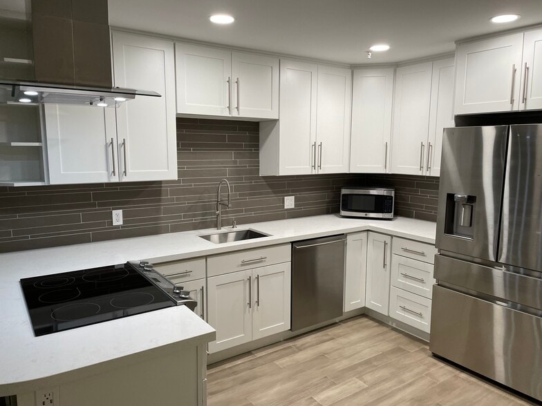 Building Photo - 769 Hayes St