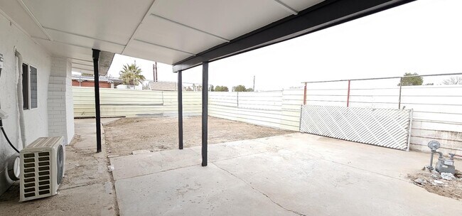 Building Photo - 458 Chapel Pl