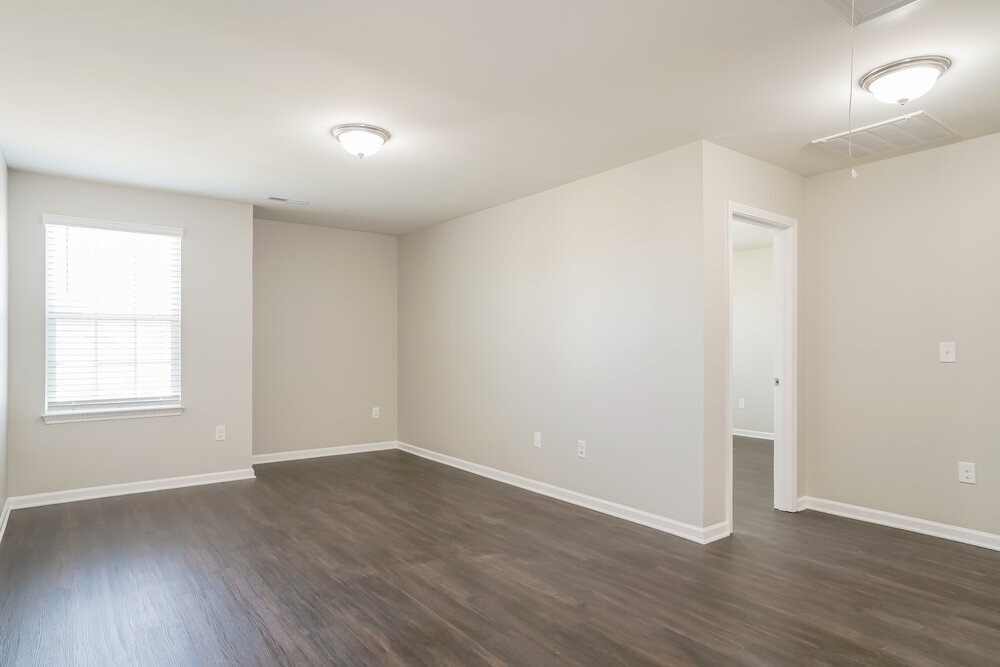 Building Photo - 170 S Great White Way