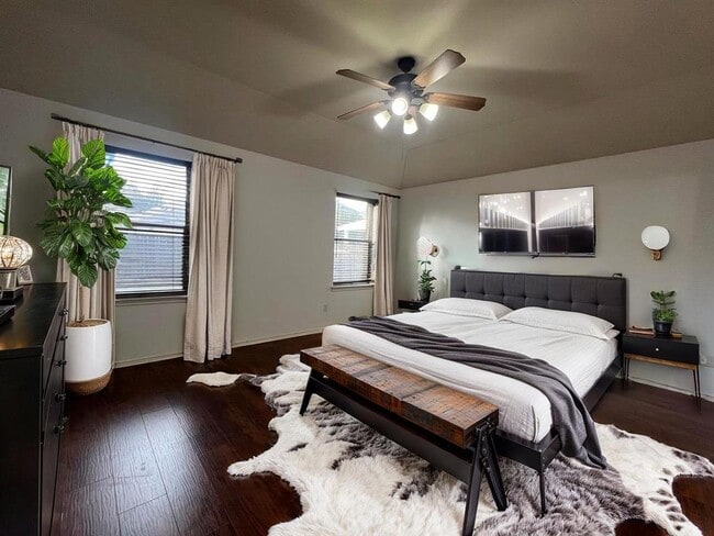 Building Photo - 9504 Castle Pines Dr