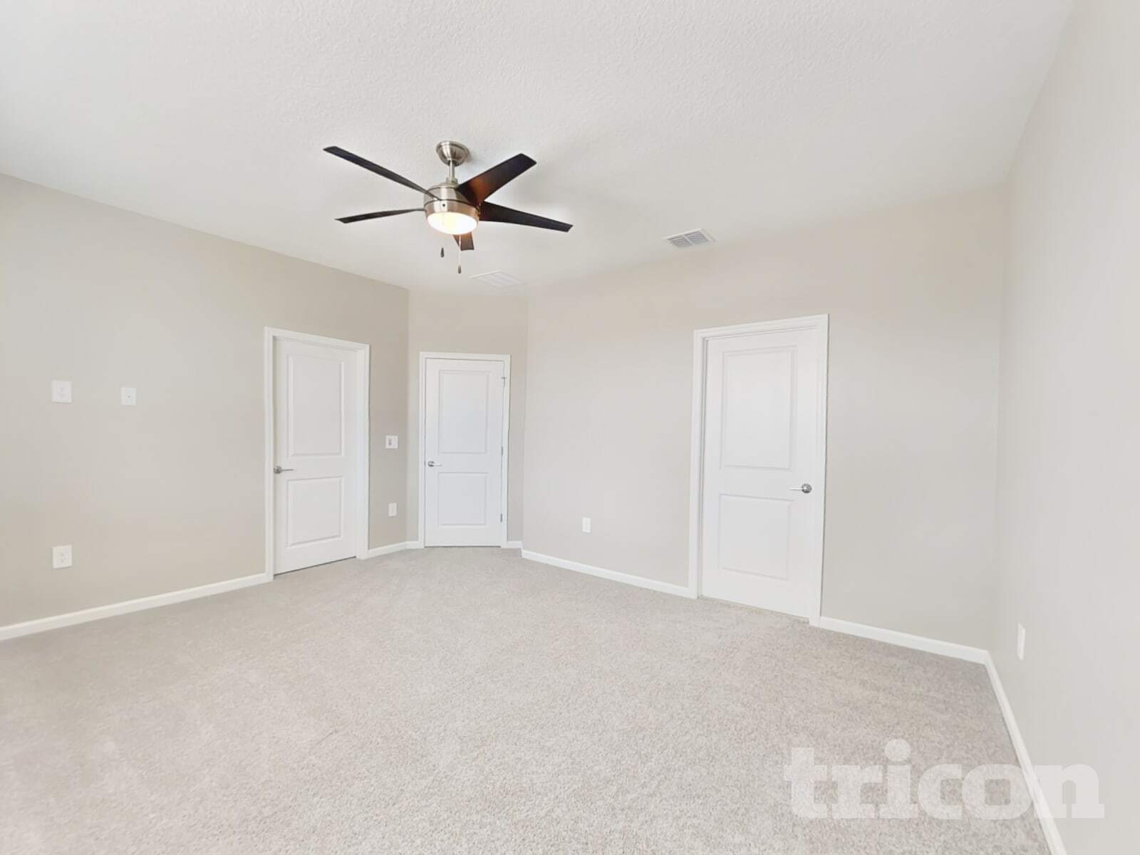 Building Photo - 743 Honeyrock St