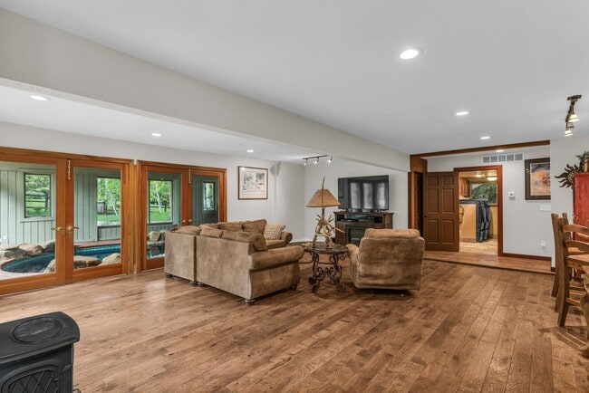 Building Photo - Luxury Mountain Home in Thaynes Canyon