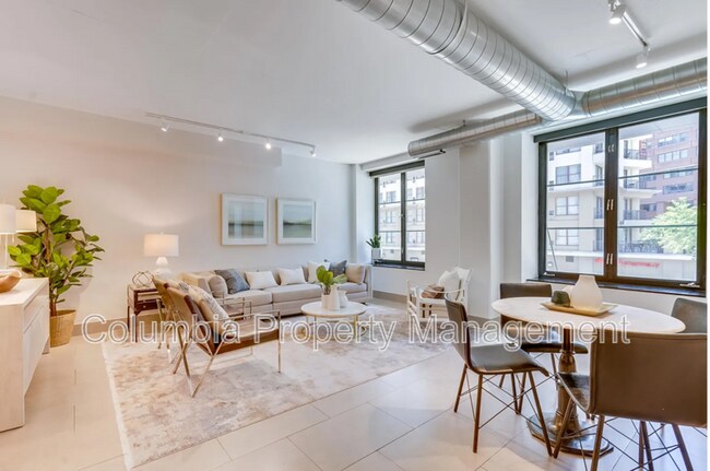 Building Photo - 1133 14th St NW