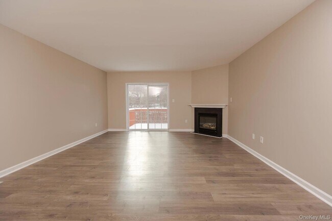 Building Photo - 1 Lexington Way