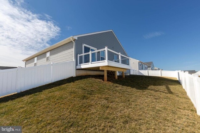 Building Photo - 210 Eternal Way