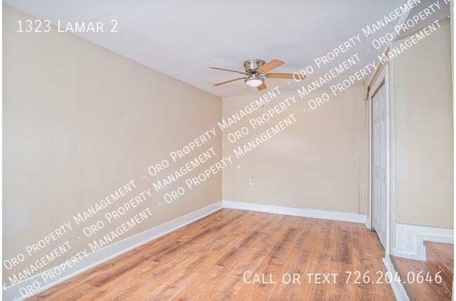 Building Photo - 1323 Lamar St