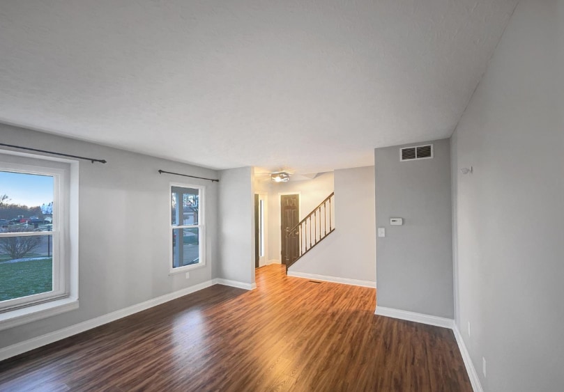 Building Photo - 50 Bentbrook Ct