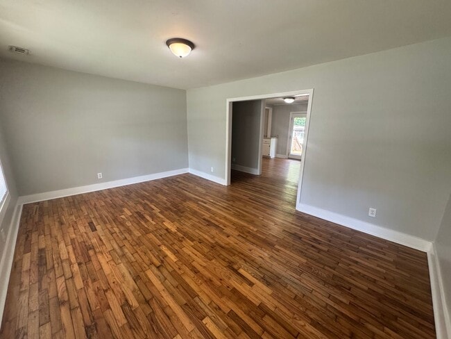 Building Photo - 3/1 House in West Rome $1,195