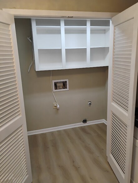 Building Photo - 504 N Newsom St