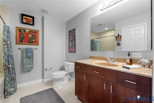 Building Photo - 4940 Old Main St