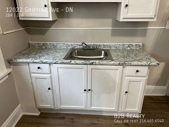 Building Photo - 12022 Griffing Ave