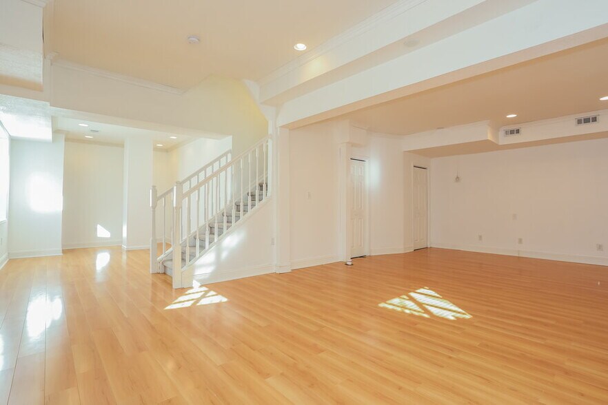 Building Photo - 3650 Sky Church Dr