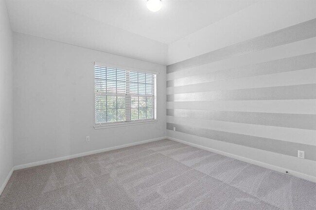 Building Photo - 2809 Coral Valley Dr