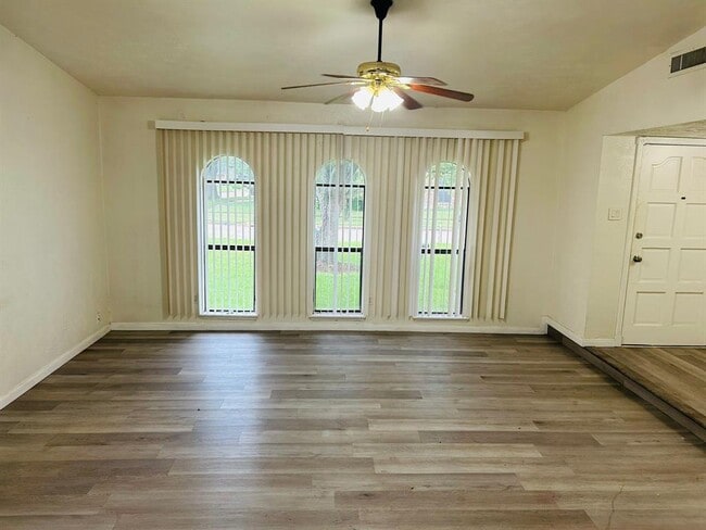 Building Photo - 16902 Castle Fraser Dr
