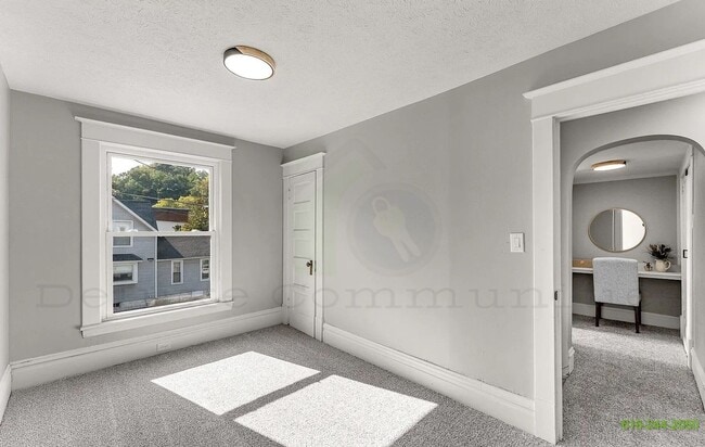 Building Photo - BRAND NEW REMODEL!!! Available NOW for a SHORT TERM LEASE ONLY!!!