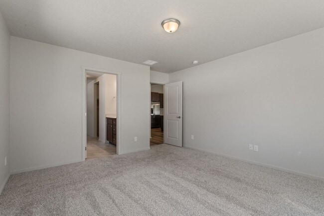 Building Photo - Stunning 3 Bed, 2 Bath Rancher in Spokane Valley!