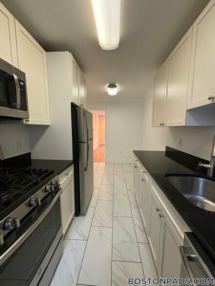 Building Photo - 84 St Paul St