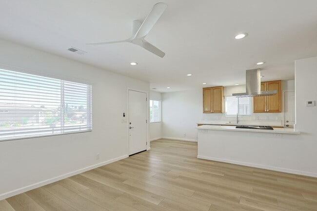 Building Photo - Peaceful 3BD/2BA Home in 55+ Community with Yard, Ocean View & Garage