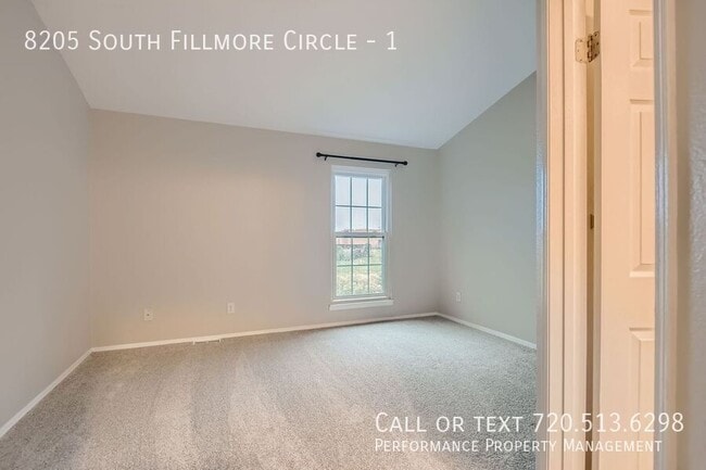 Building Photo - 8205 S Fillmore Cir