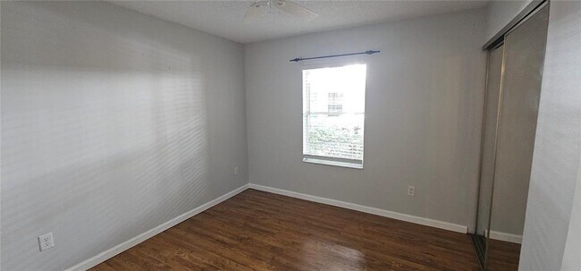 Building Photo - 7294 Cloister Dr