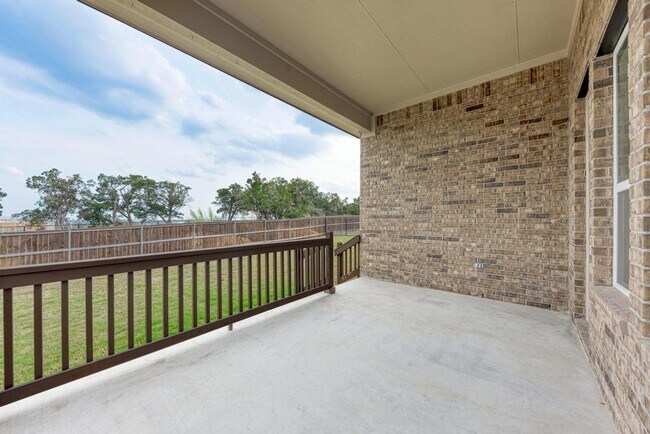 Building Photo - 1104 Almeria Bend
