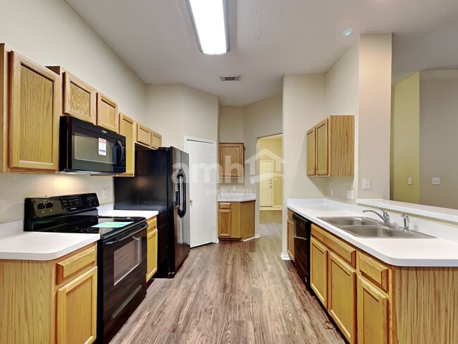 Building Photo - 8206 Coppergate
