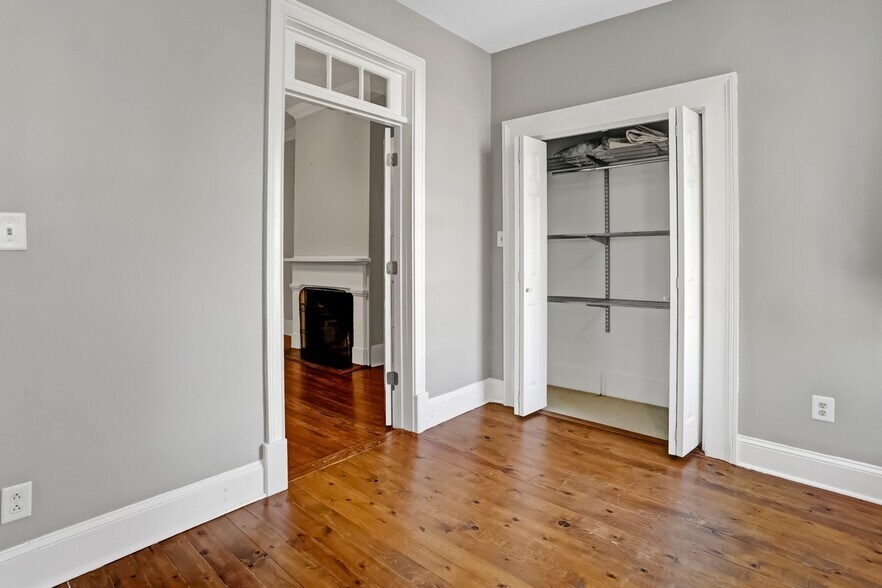 Building Photo - 403 Tattnall St