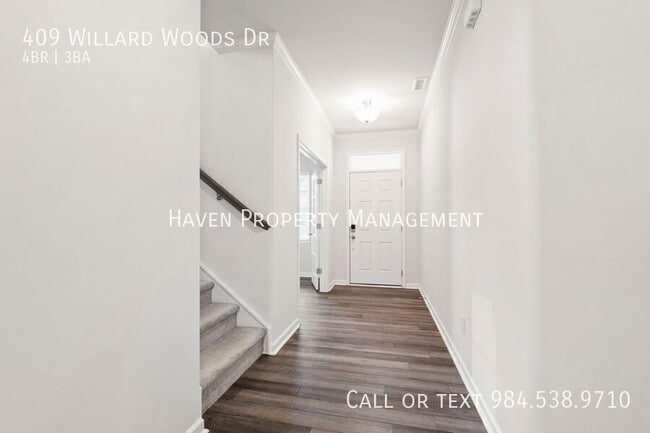 Building Photo - 409 Willard Wds Dr