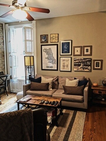 Building Photo - 2121 N Sheffield Ave