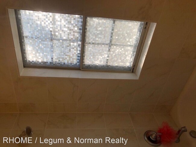Building Photo - 1 br, 1 bath House - 1720 N Queens Lane Un...