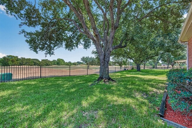 Building Photo - 16411 Canyon Chase Dr