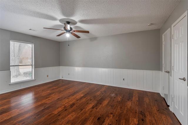 Building Photo - 649 Sheffield Dr