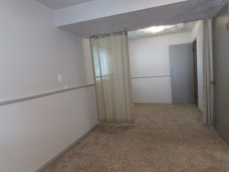 Building Photo - 1169 Santa Clara Ave