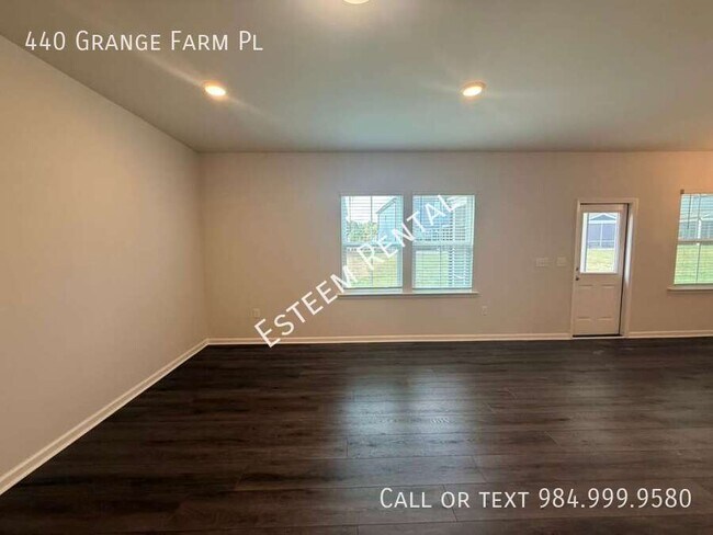 Building Photo - 440 Grange Farm Pl