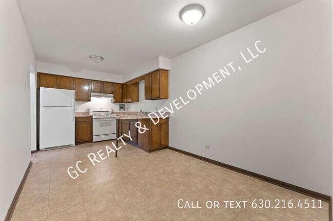 Building Photo - 515-525 N Highview Ave-515-103