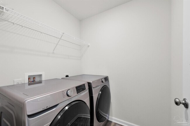 Building Photo - 5557 Galahad Trl