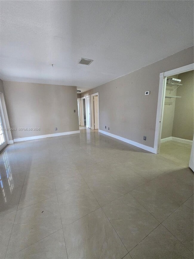 Building Photo - 10805 SW 165th Terrace