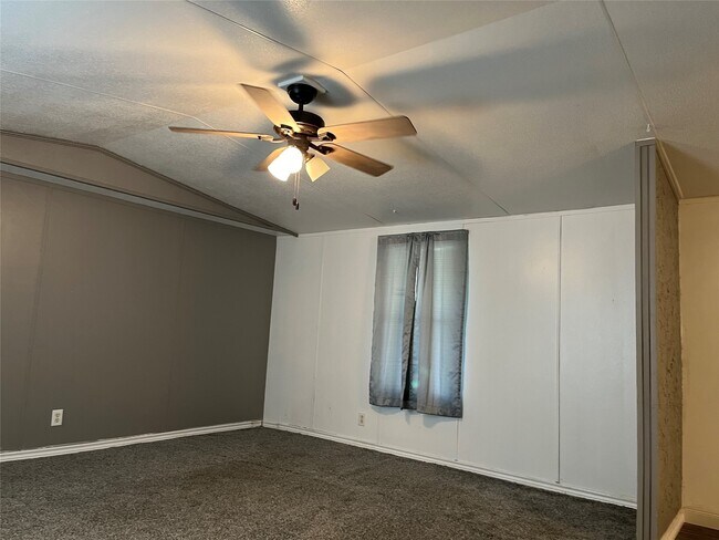 Building Photo - 12732 Pecan Tree Ct