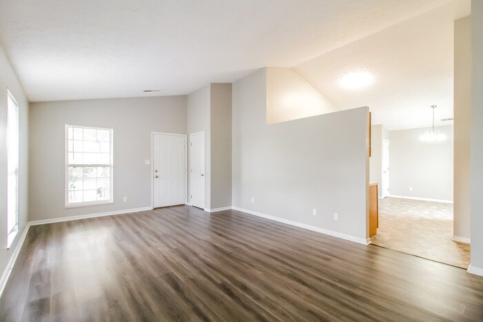 Building Photo - 4189 Bonita Dr