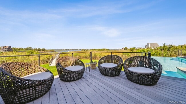 Building Photo - 102-192 Dune Rd